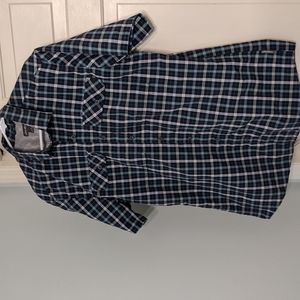 Eddie Bauer Men's lightweight button down